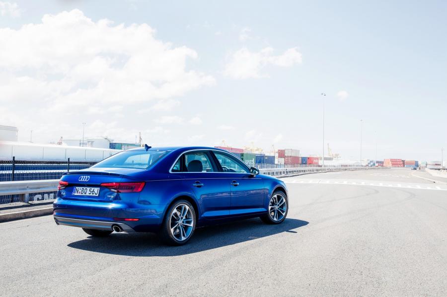  Audi A4 2.0 TFSI (B9) 2016 года  (AU) (фото 8 из 14)